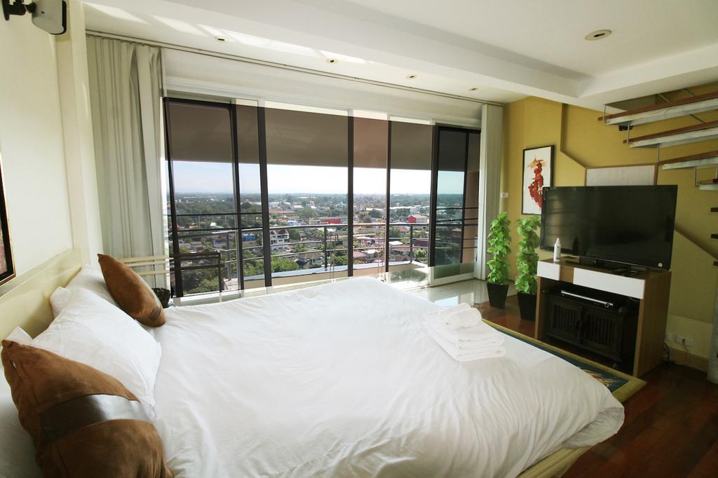 Penthouse Galare Thong Tower Lägenhet Chiang Mai Exteriör bild