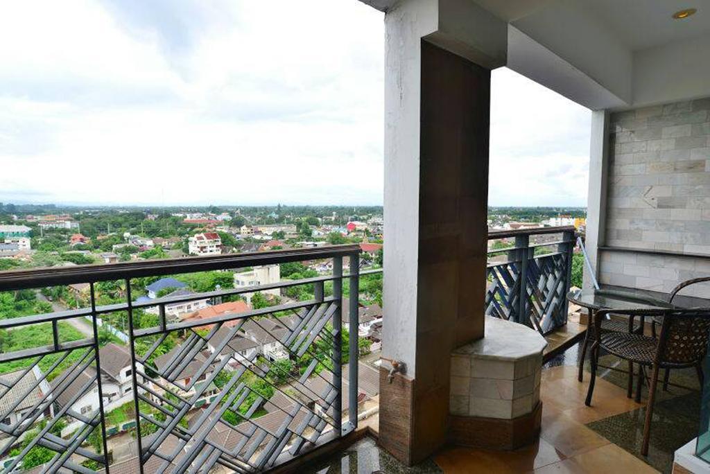 Penthouse Galare Thong Tower Lägenhet Chiang Mai Rum bild