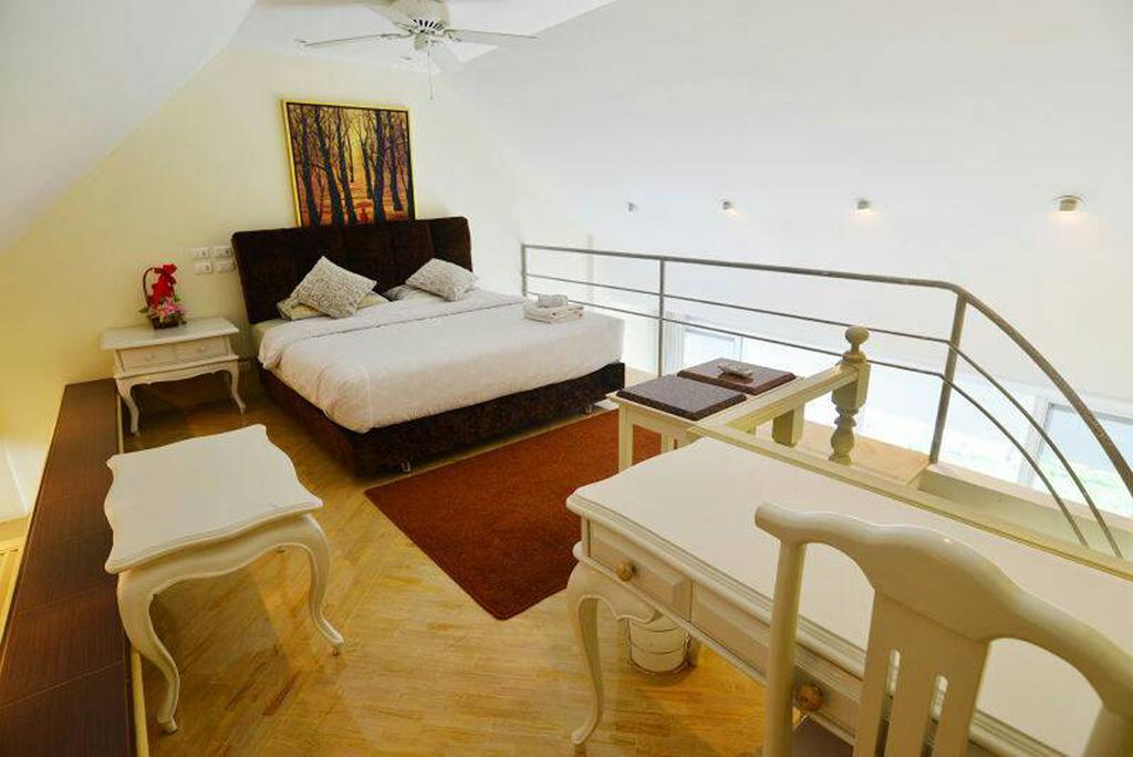 Penthouse Galare Thong Tower Lägenhet Chiang Mai Rum bild